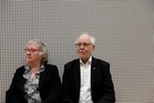Seuran historian ensimmäinen puheenjohtaja (vuosina 1983-1985) Pekka Paatero osallistui vaimonsa Seijan kanssa päätöstilaisuuteen.